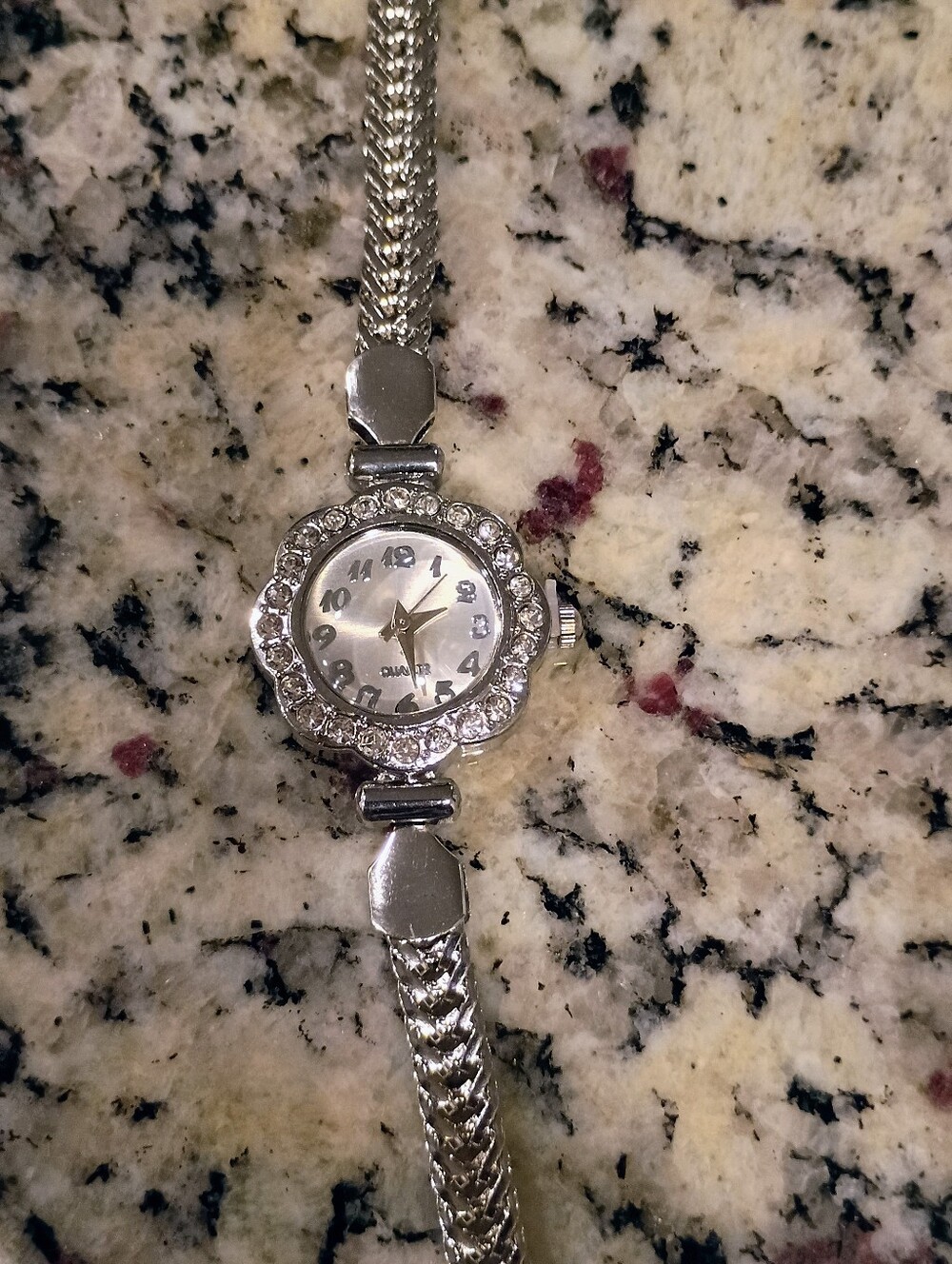 New Silver Tone Crystal Accent Women's Bracelet Watch